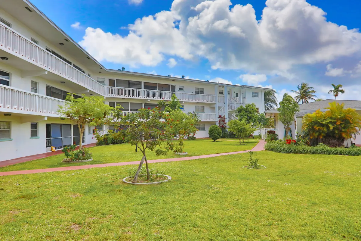 600 Pine Dr Apt 209 Pompano-print-001-03 at 600 Pine Drive 209, Pompano Beach