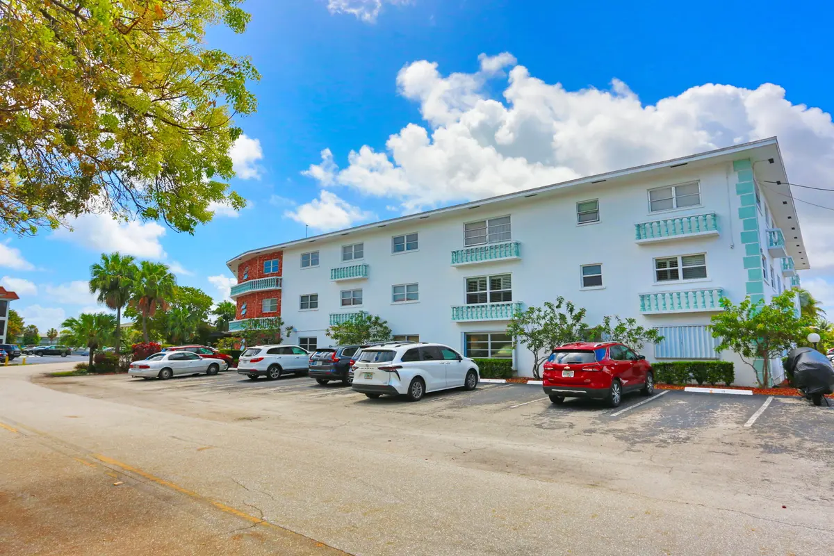 600 Pine Dr Apt 209 Pompano-print-005-01 at 600 Pine Drive 209, Pompano Beach