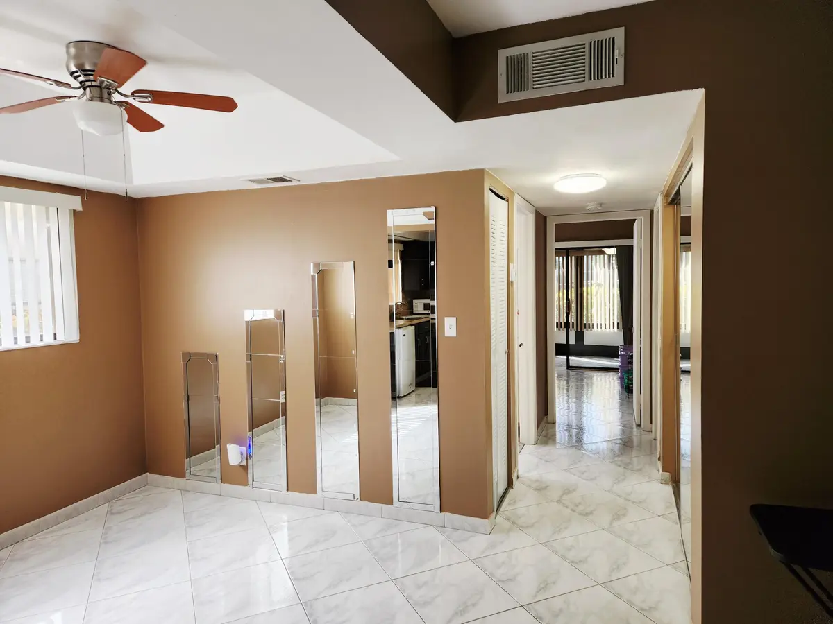 Dining Room at 15217 Lakes Of Delray Boulevard 87, Delray Beach