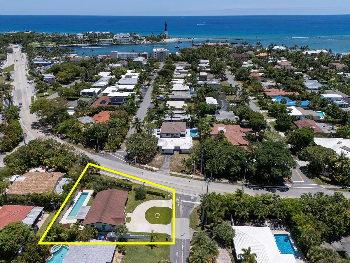 Photo 1 at 3213 Dover Road, Pompano Beach