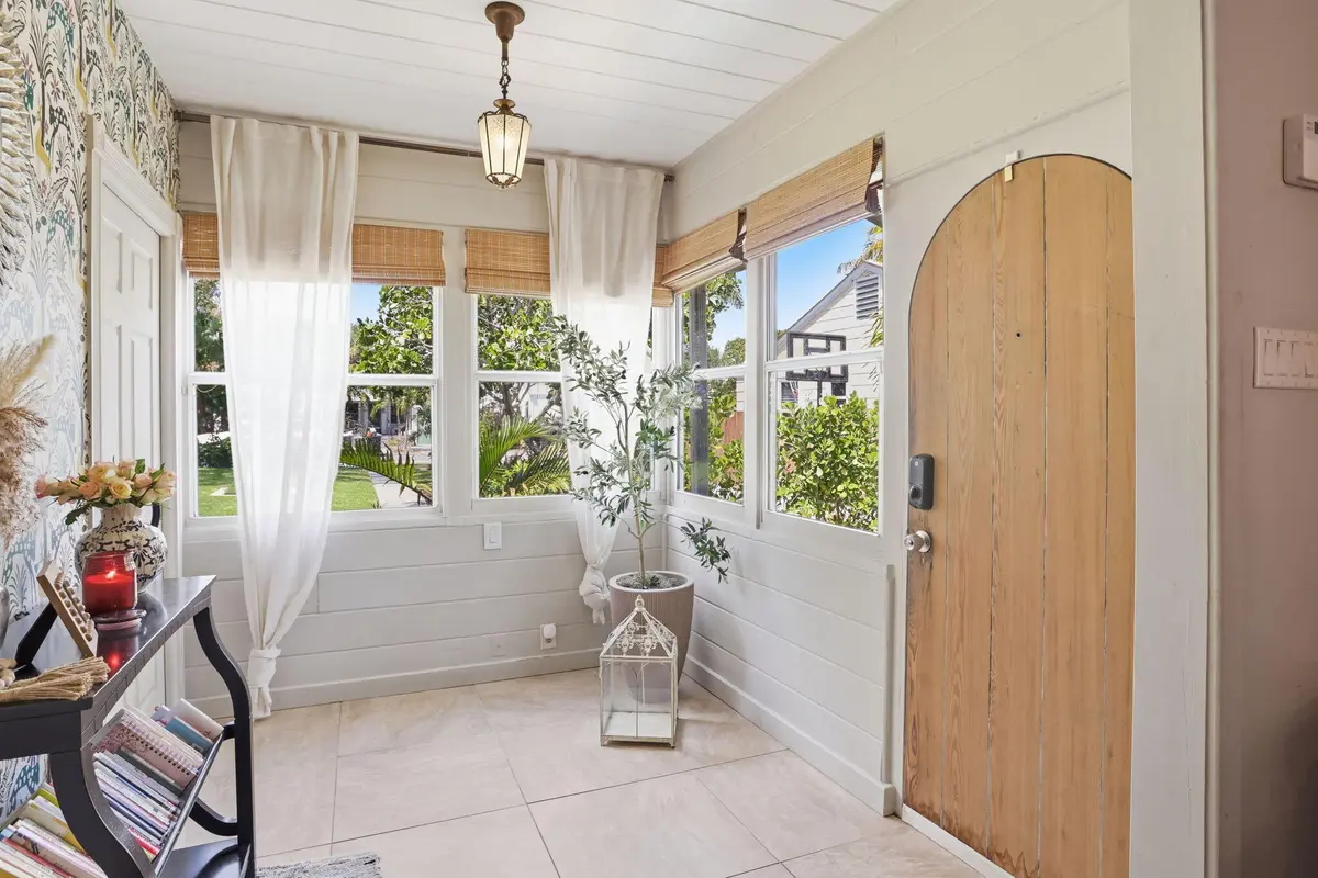 6-web-or-mls-0E2A5331 at 616 N Ocean Breeze, Lake Worth Beach