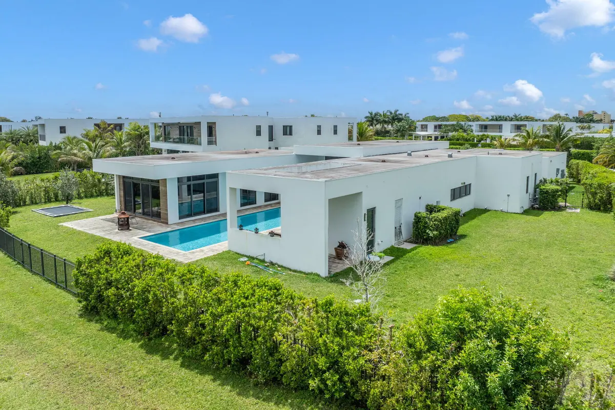 75-web-or-mls-16539 Botaniko Dr N_Aerial at 16539 N Botaniko Dr Drive, Weston