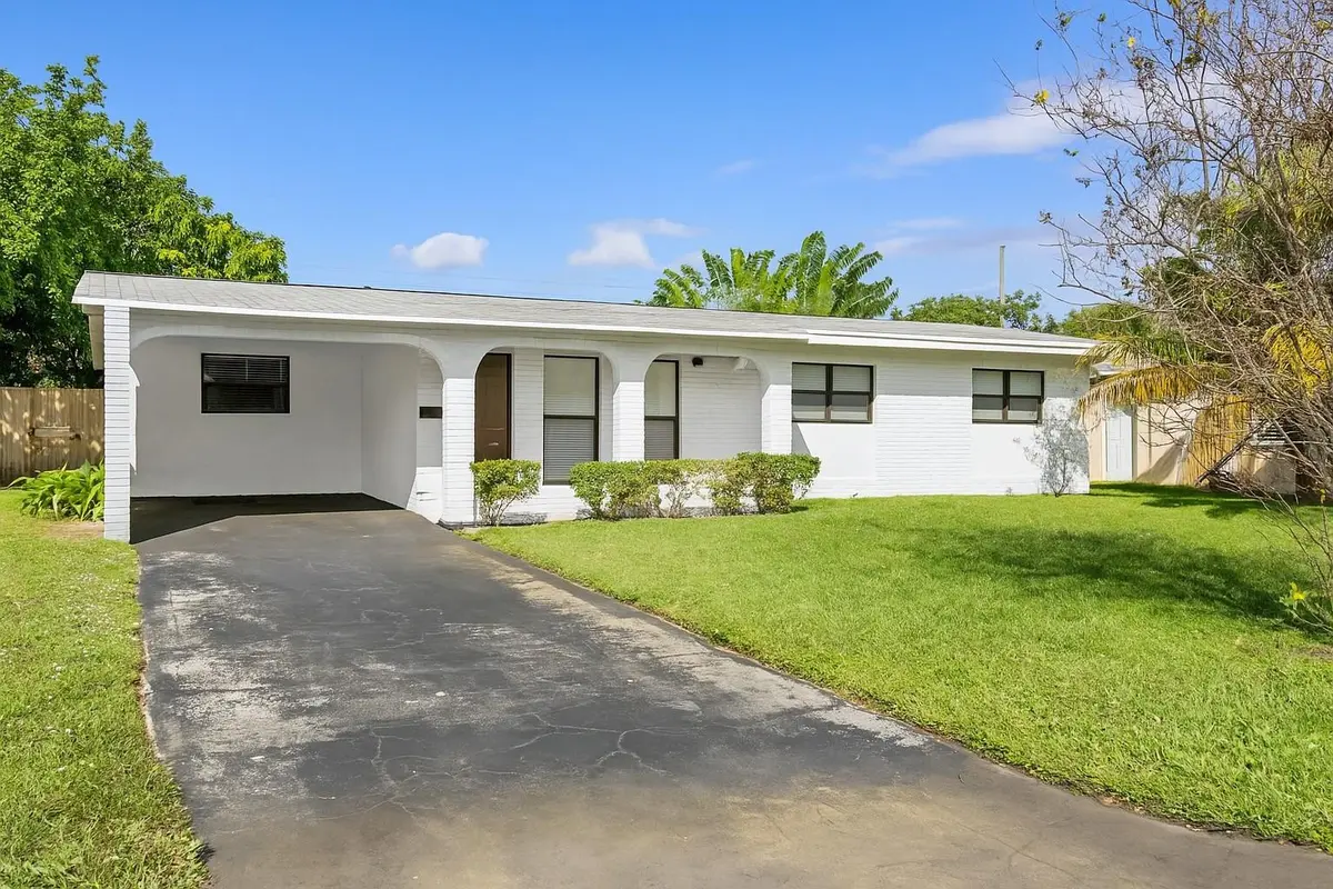 Photo 2 at 501 NW 30th Court, Wilton Manors