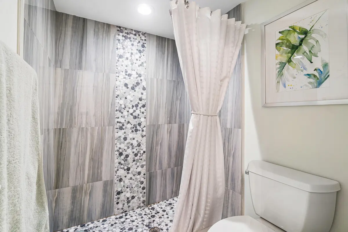 Primary Bathroom at 6410 Aspen Glen Circle, Boynton Beach