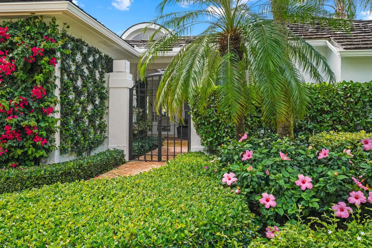 2479 Muir Cir 009 at 2479 Muir Circle, Wellington