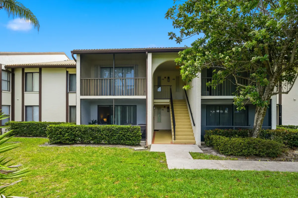 03-DSC4233 at 2702 SW Matheson Avenue 113-f1, Palm City