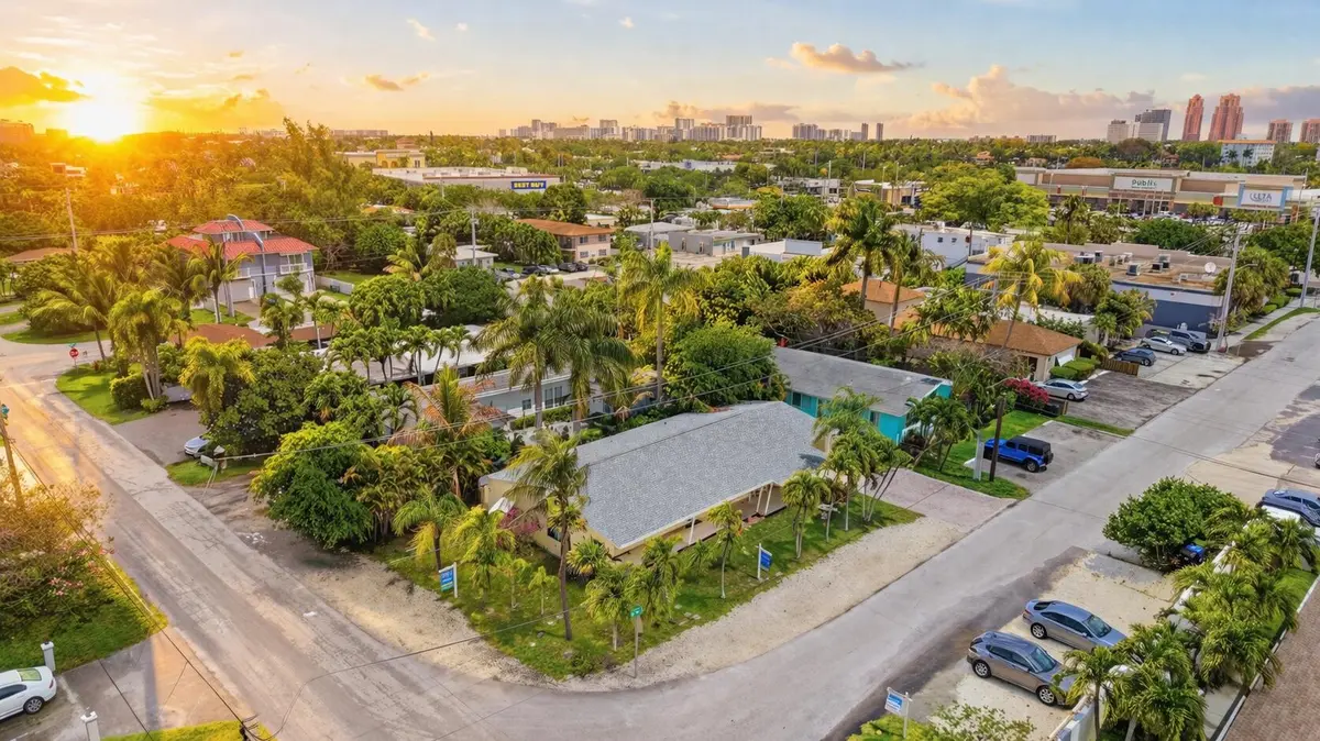 34a913bb-0f85-46a5-893c-cf40c205ca63 at 2001-2005 NE 17th Court, Fort Lauderdale