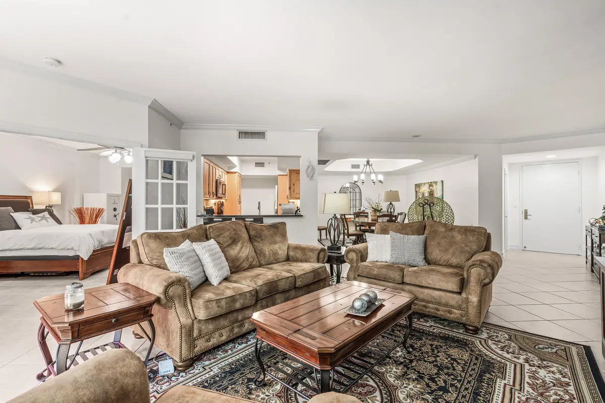 500 SE Mizner Boulevard A209 Boca Raton at 500 SE Mizner Boulevard A209, Boca Raton