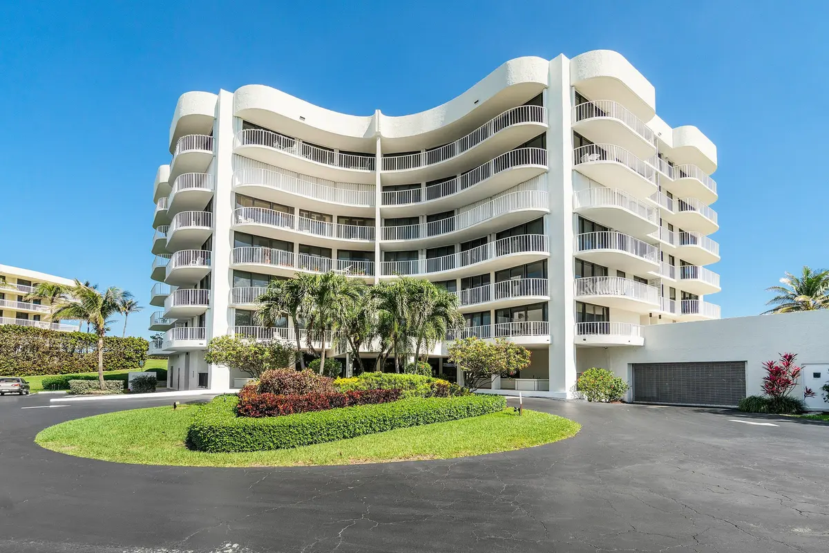 002-3360SouthOceanBoulevard-6C-PalmBeach at 3360 S Ocean Boulevard, Palm Beach