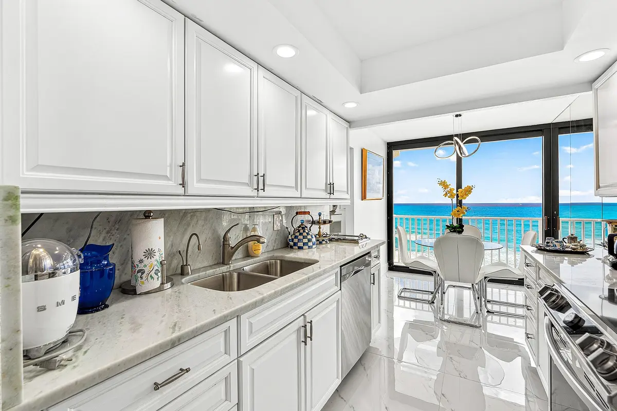 007-3360SouthOceanBoulevard-6C-PalmBeach at 3360 S Ocean Boulevard, Palm Beach