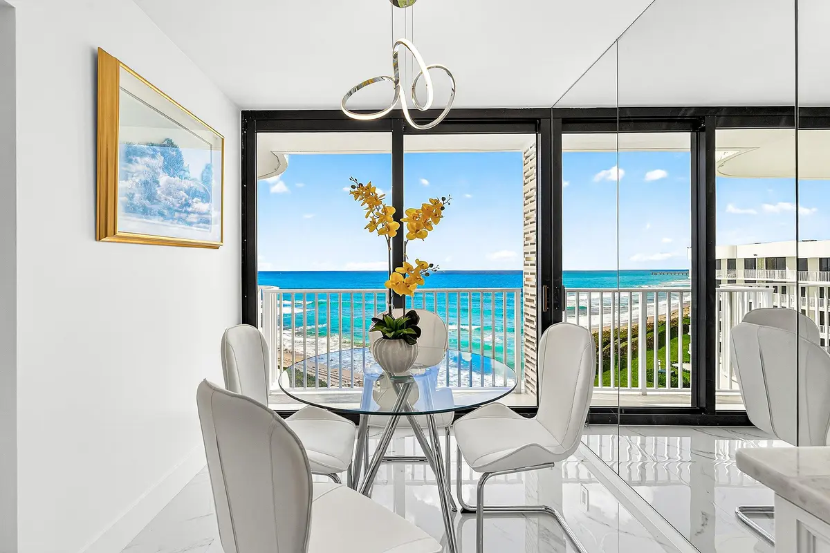 009-3360SouthOceanBoulevard-6C-PalmBeach at 3360 S Ocean Boulevard, Palm Beach