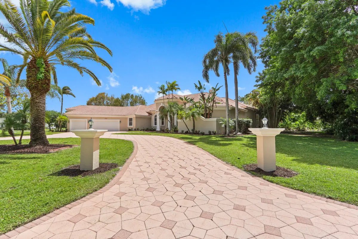 01_Image_1_mls at 8280 Woodsmuir Drive, Palm Beach Gardens