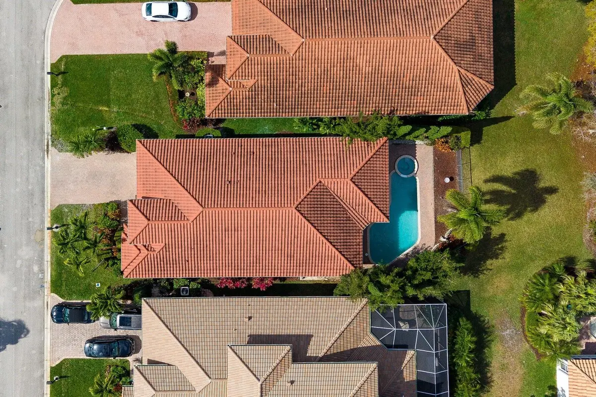 Photo 6 at 844 SW Pebble Lane, Palm City
