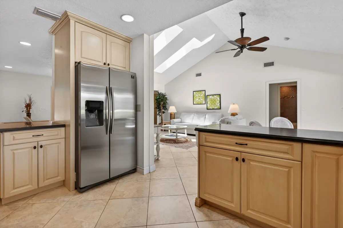 22-web-or-mls-_MLP0716 at 5741 SE Winged Foot Drive, Stuart