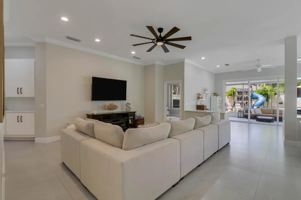 House4-16 at 167 E Hampton Way, Jupiter