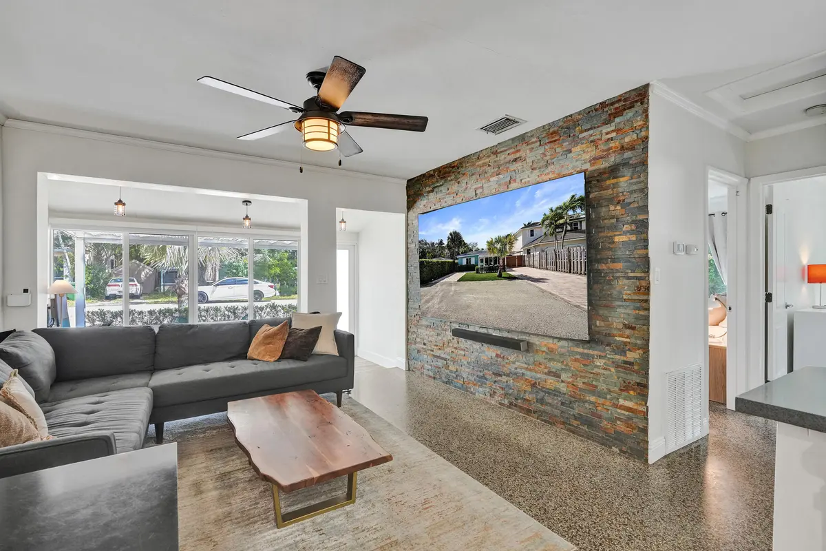 Living Room / Front Floring Room at 846 SW 11th Court, Fort Lauderdale