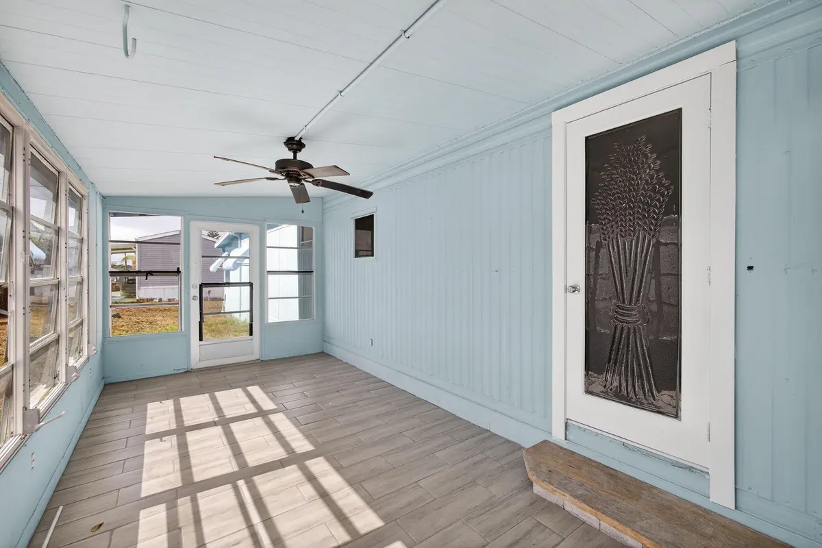 7-web-or-mls-5D1A5297 at 8420 SE Eagle Avenue, Hobe Sound