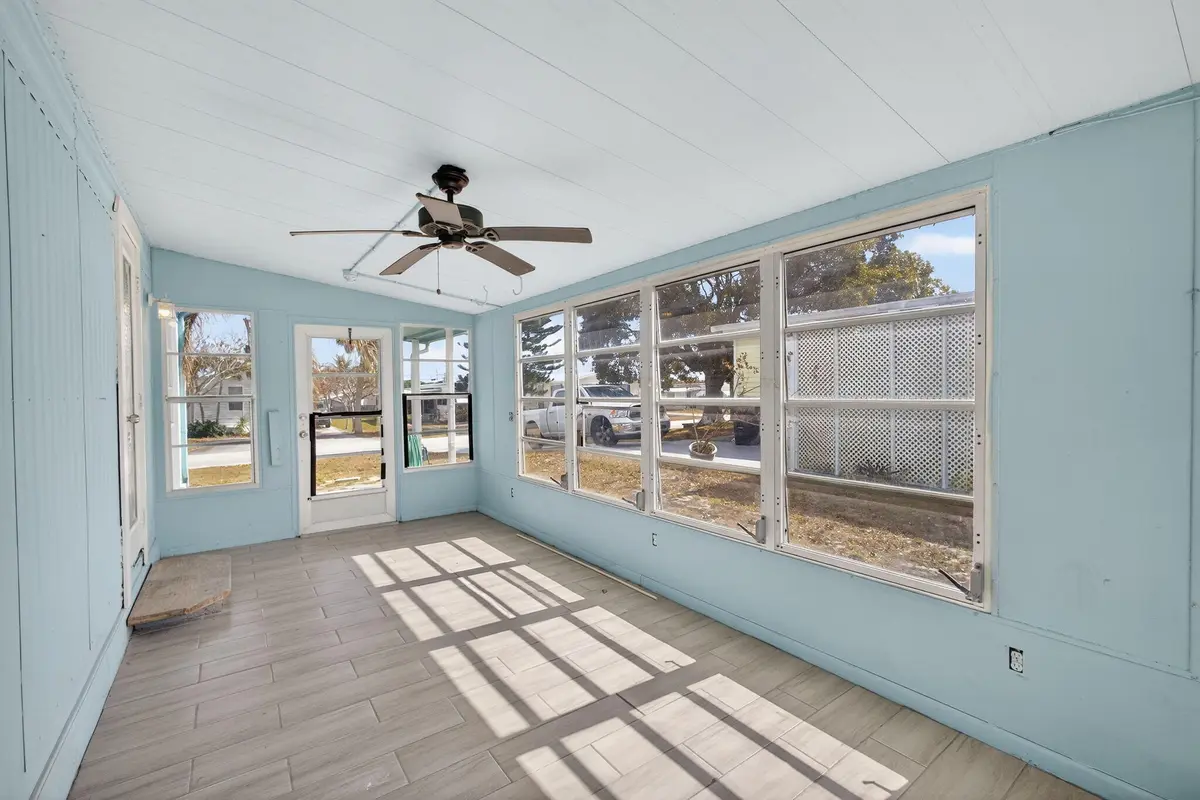 9-web-or-mls-5D1A5307 at 8420 SE Eagle Avenue, Hobe Sound