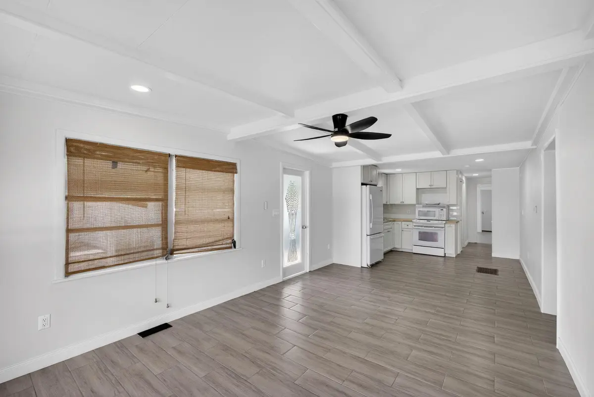11-web-or-mls-5D1A5202 at 8420 SE Eagle Avenue, Hobe Sound
