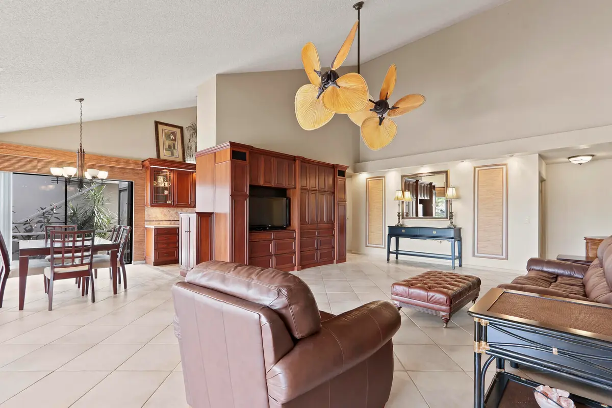 Den at 232 E River Park Drive, Jupiter