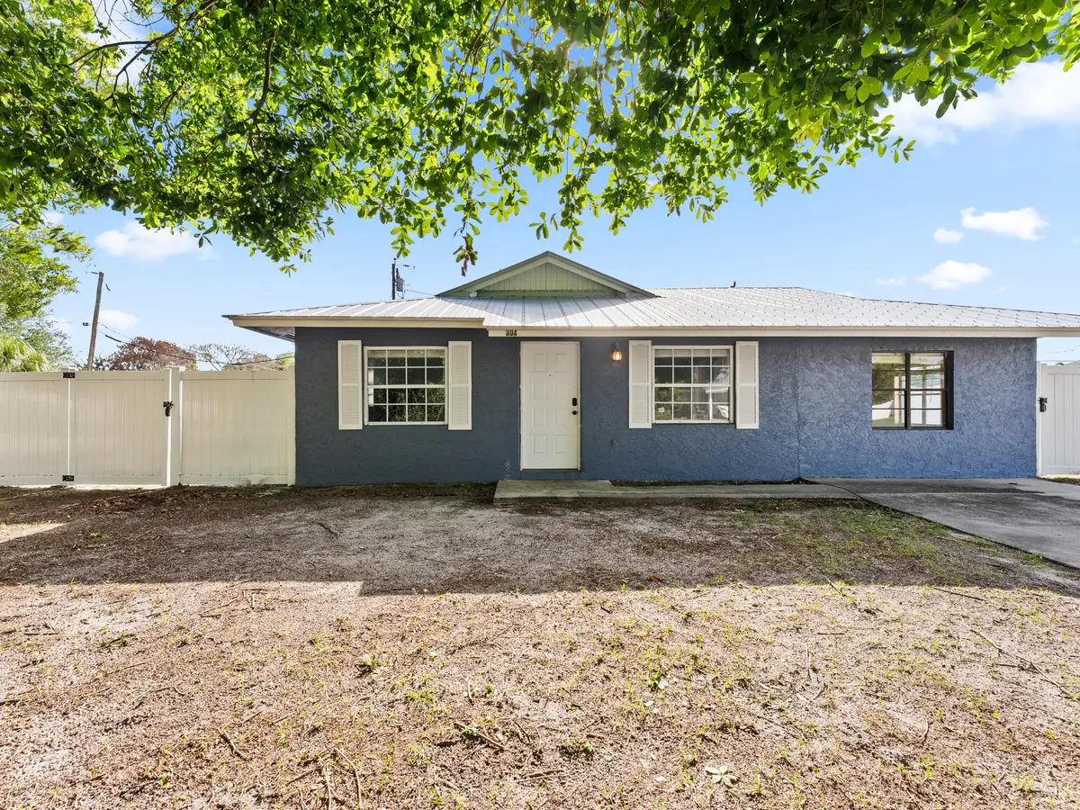 _DSC1666 at 304 8th Avenue, Vero Beach