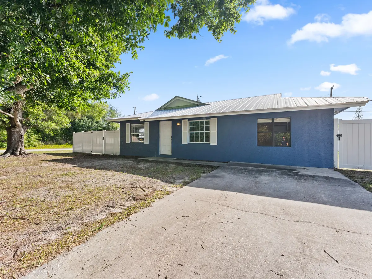 _DSC1671 at 304 8th Avenue, Vero Beach