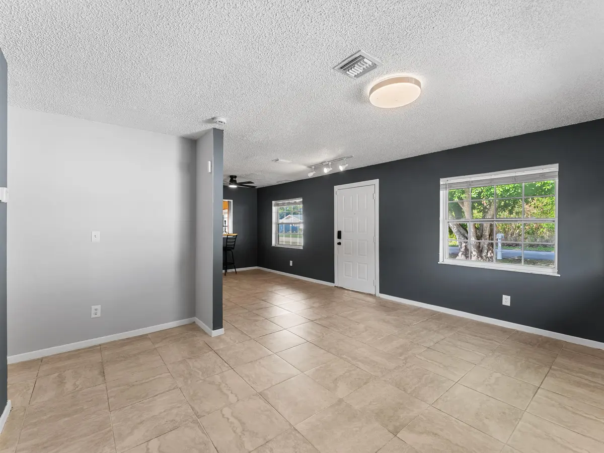 _DSC1691 at 304 8th Avenue, Vero Beach