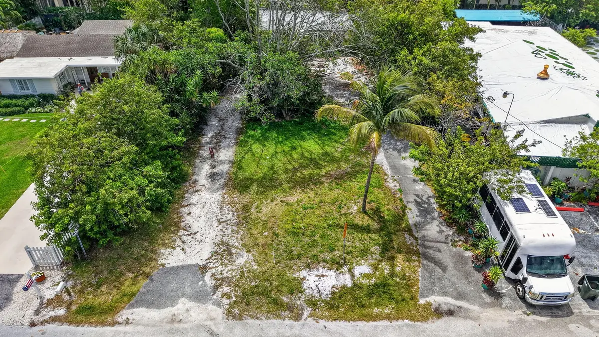 3-web-or-mls-DJI_20260415123905_0251_D at 600 Allen Avenue, Delray Beach