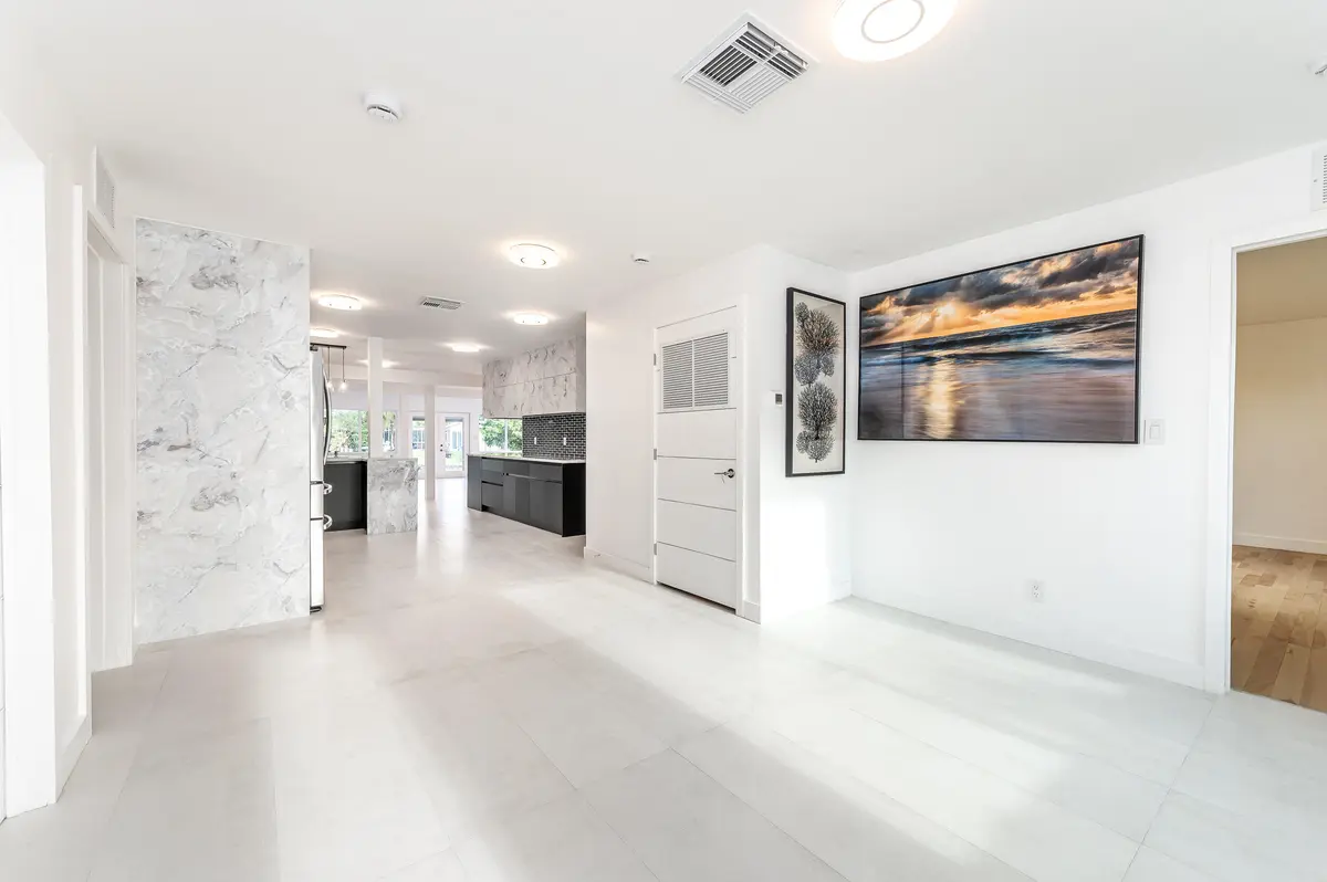 1 Entry-1 at 3470 NW 21st Avenue, Oakland Park