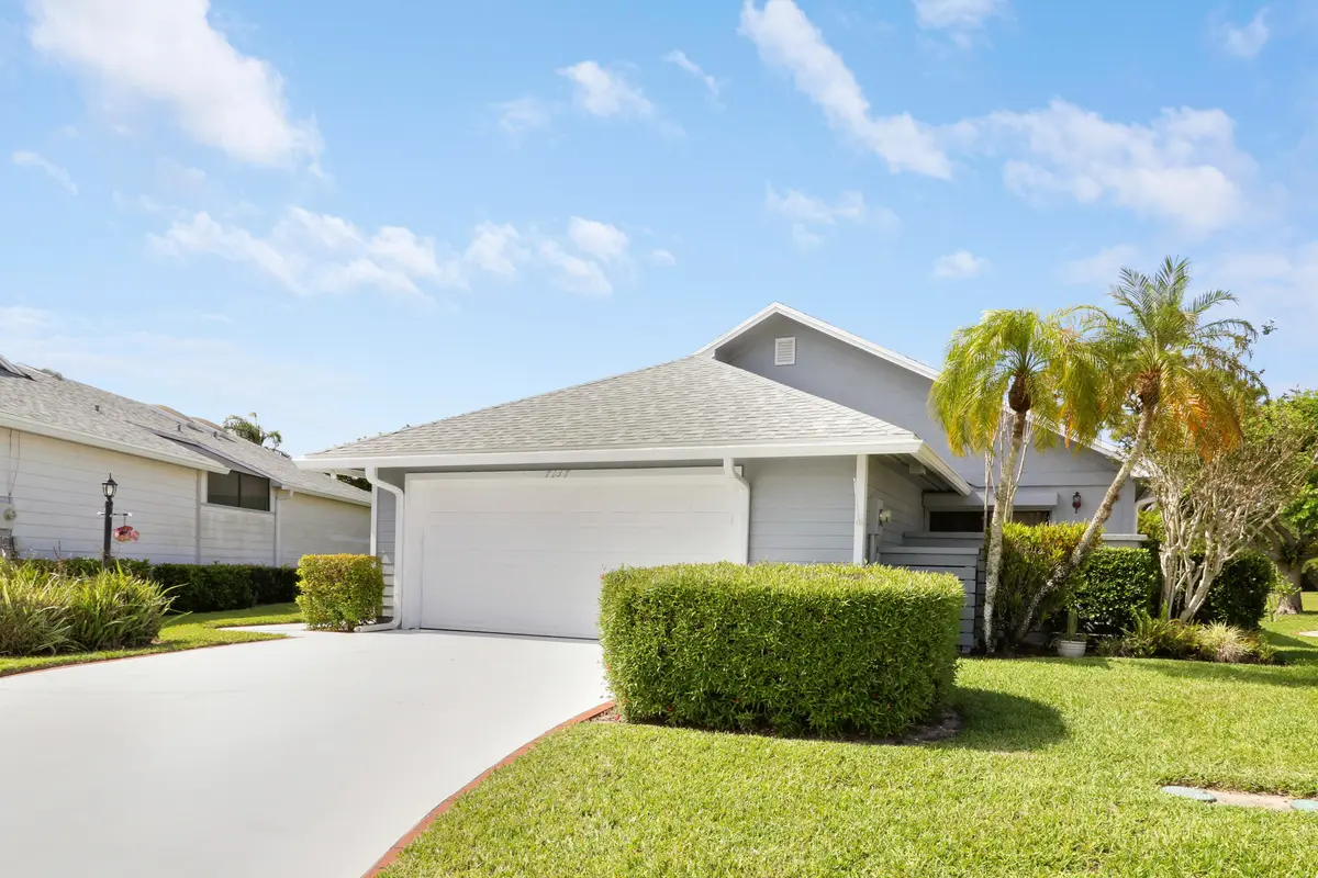 Quincy Front home best at 7137 SE Quincy Terrace, Hobe Sound