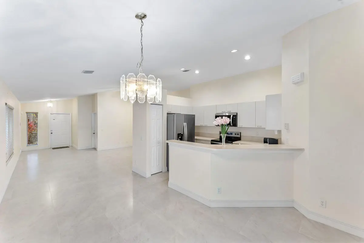 37-web-or-mls-DSC02153 at 1353 Canary Island Drive, Weston