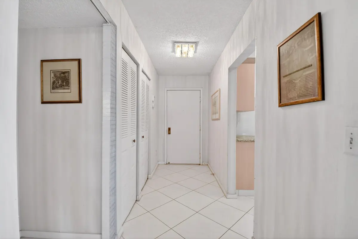 Foyer at 10 Southport Lane A, Boynton Beach