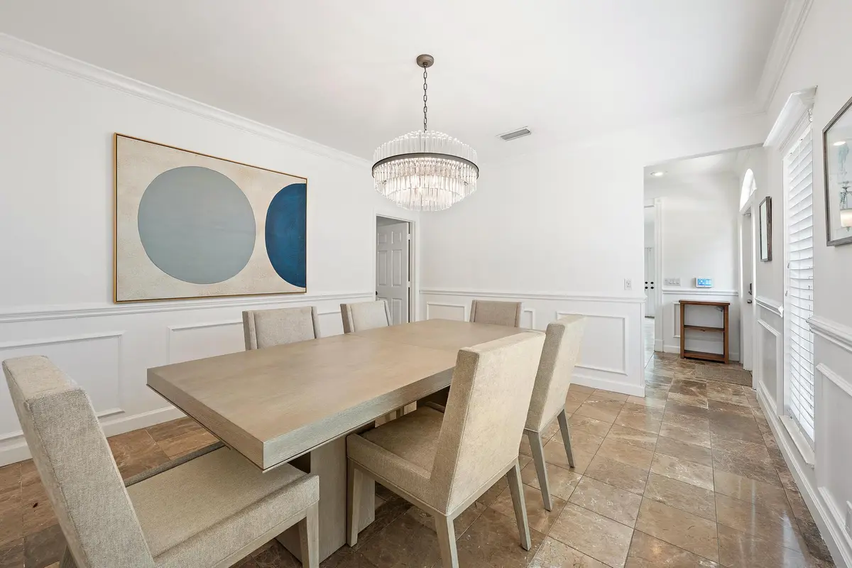 230 Park Ave-15 at 230 Park Avenue, Palm Beach