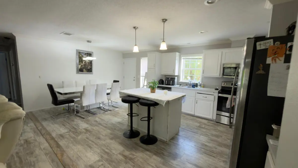 IMG_8943 at 1401 SW 65th Way, Boca Raton