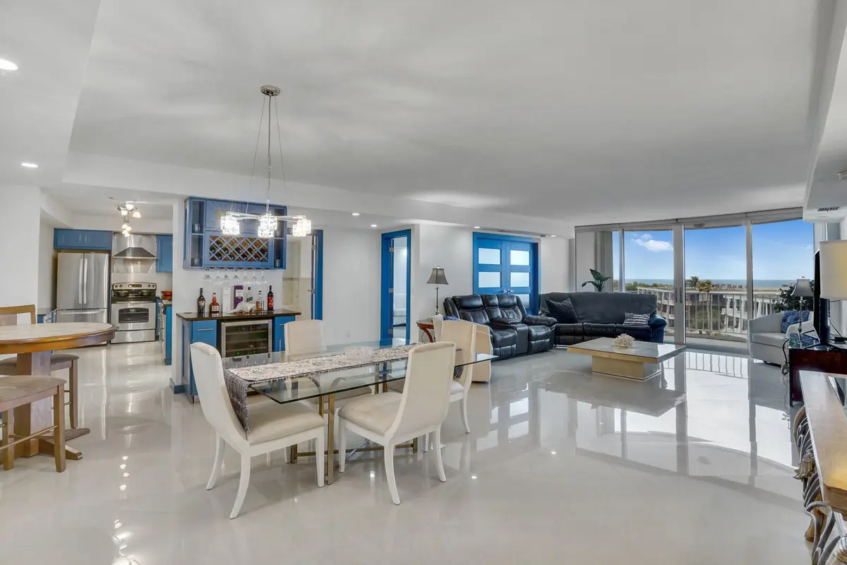 Main Area at 2295 S Ocean Boulevard 619, Palm Beach