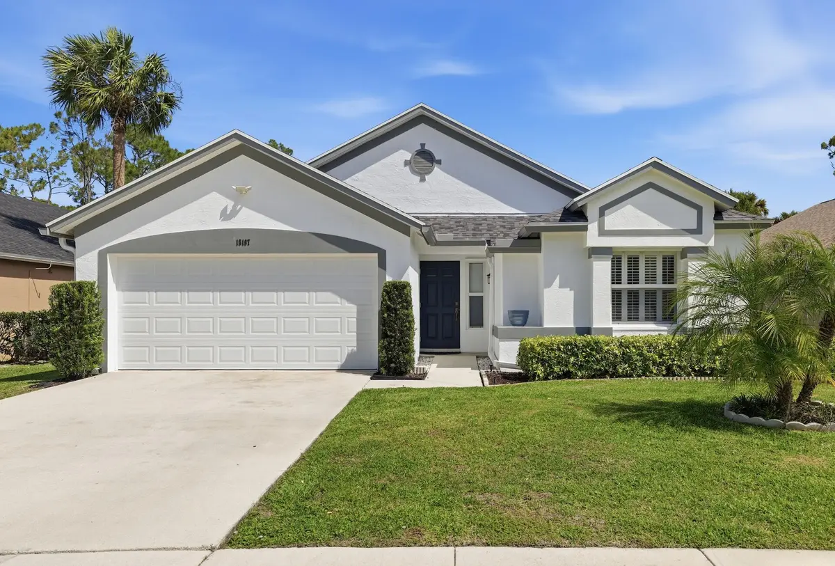 0H8A8796 at 15187 Oak Chase Court, Wellington