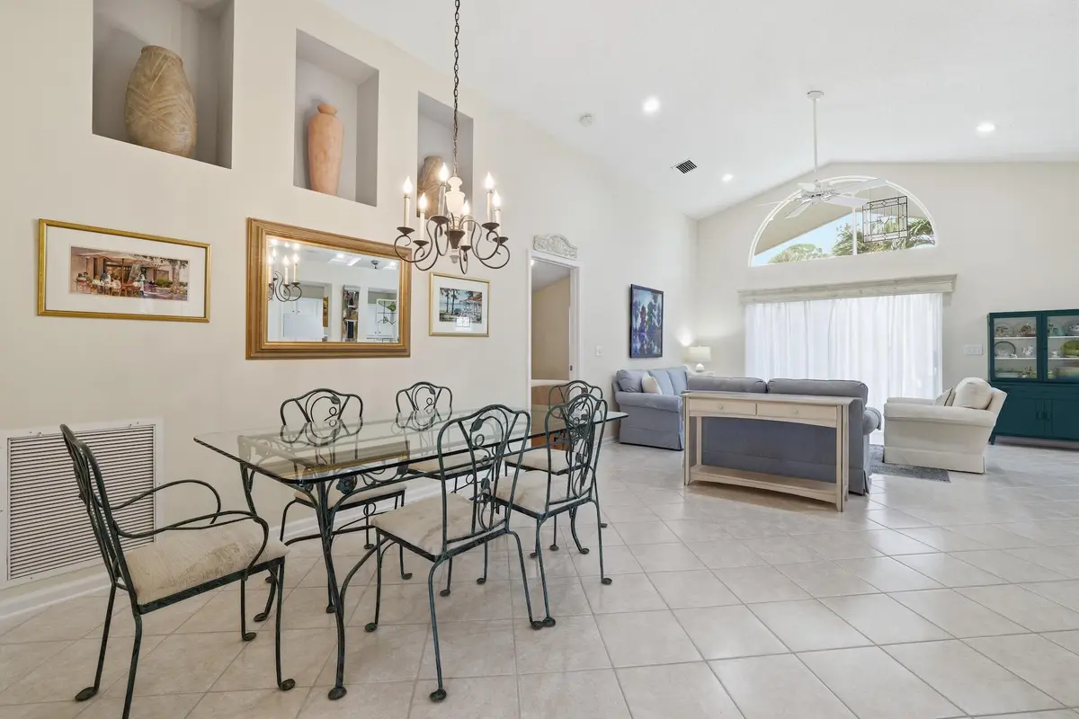 0H8A8806 at 15187 Oak Chase Court, Wellington