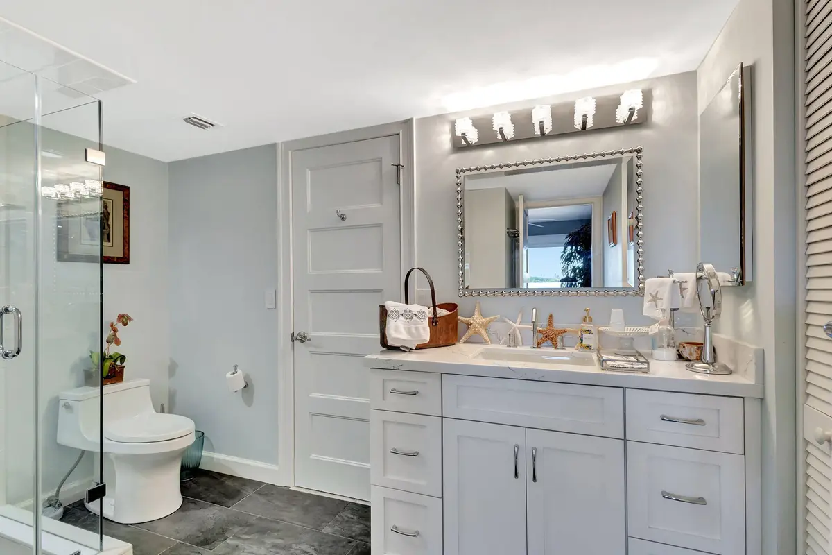 33-web-or-mls-5D1A2644 at 16910 Bay Street E503, Jupiter