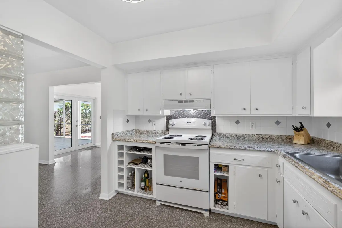 11-web-or-mls-5D1A6548 at 1817 N Ocean Breeze, Lake Worth Beach