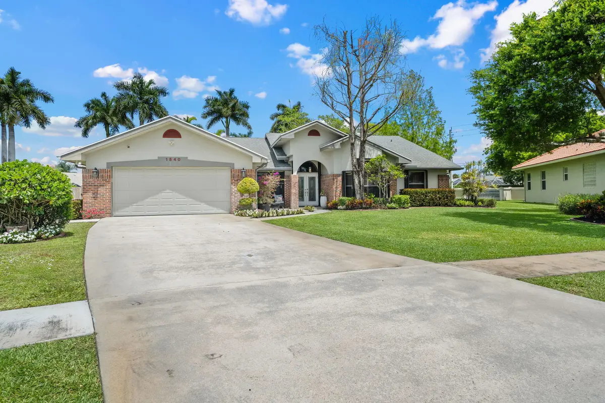 8-web-or-mls-DSC03192 at 1540 Farmington Court, Wellington