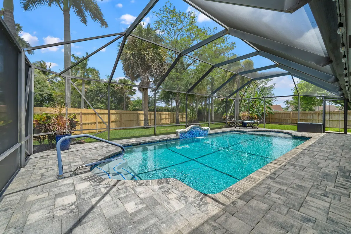 36-web-or-mls-DSC03342 at 1540 Farmington Court, Wellington
