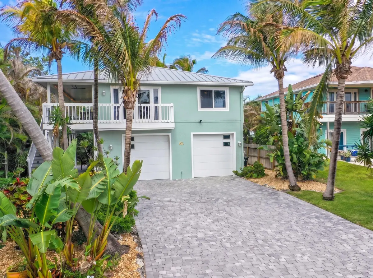 Front 4 at 413 Hernando Street, Fort Pierce