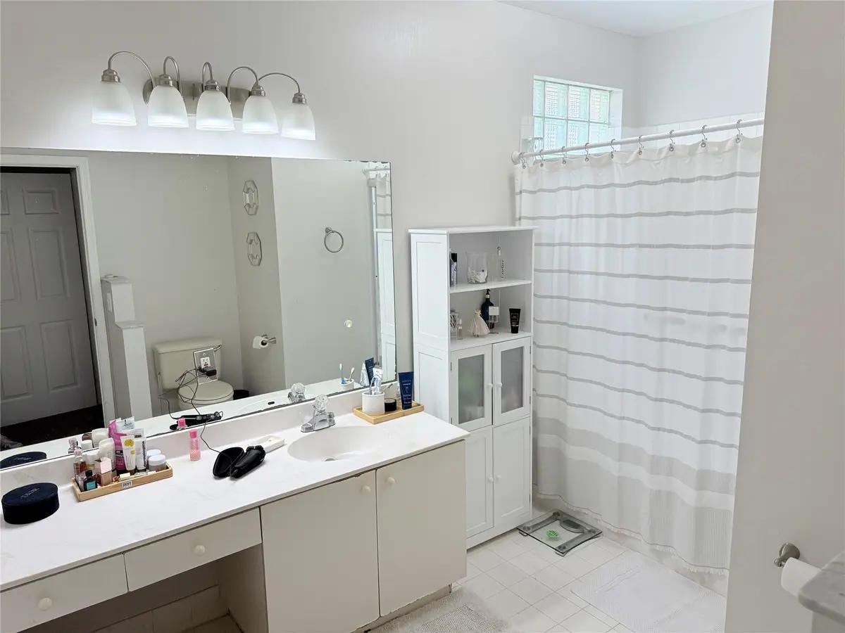 Photo 7 at 4965 SW 153rd Avenue, Davie