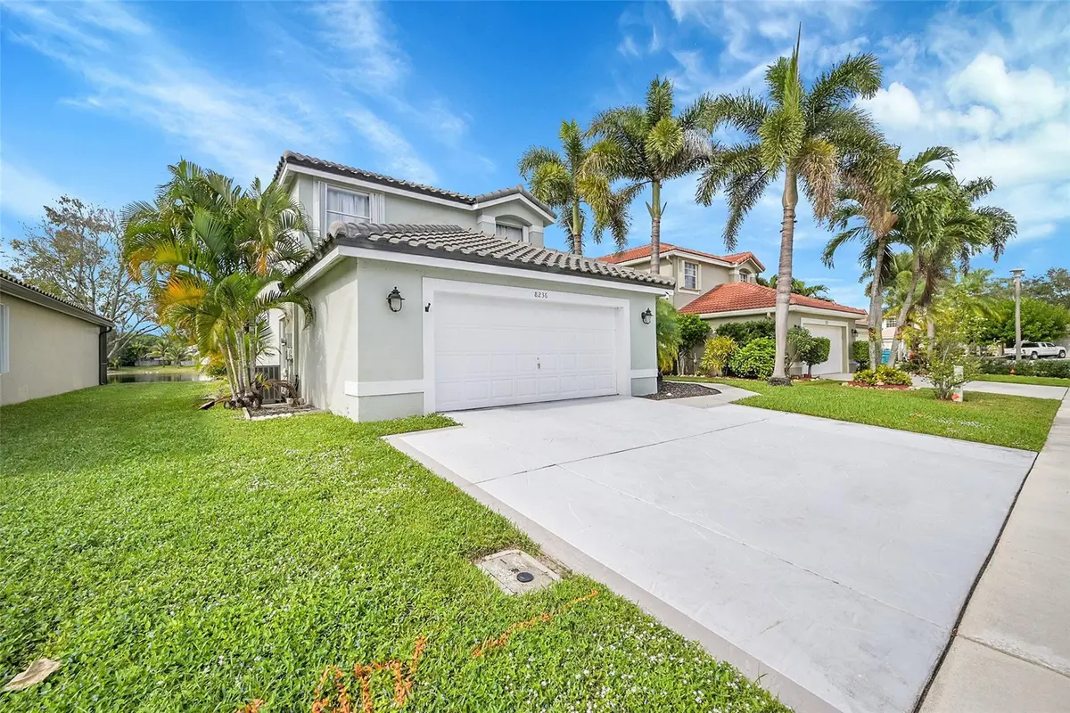 Photo 4 at 8236 White Rock Circle, Boynton Beach