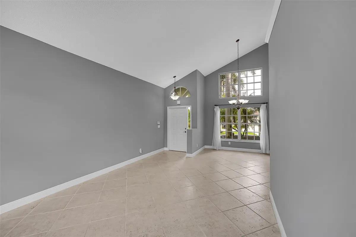 Photo 9 at 8236 White Rock Circle, Boynton Beach