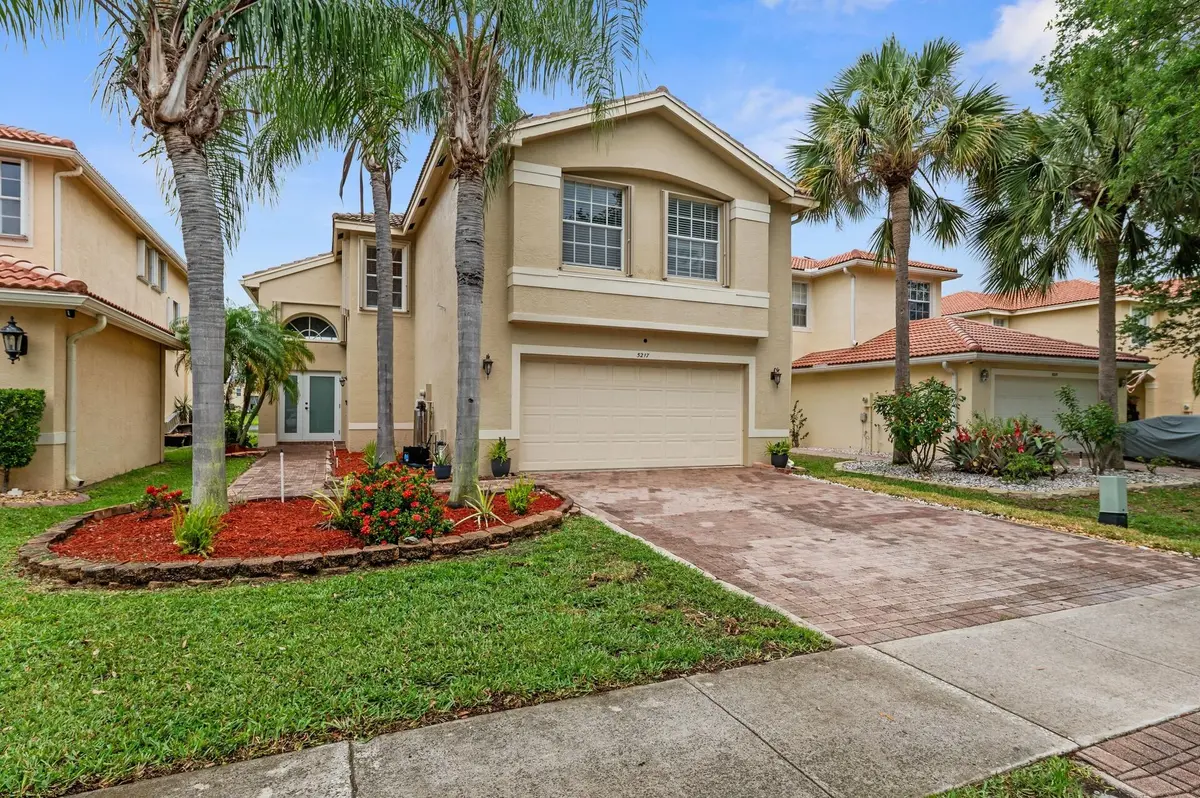 1920x1277_100_177650329830 at 5217 Rising Comet Lane, Greenacres