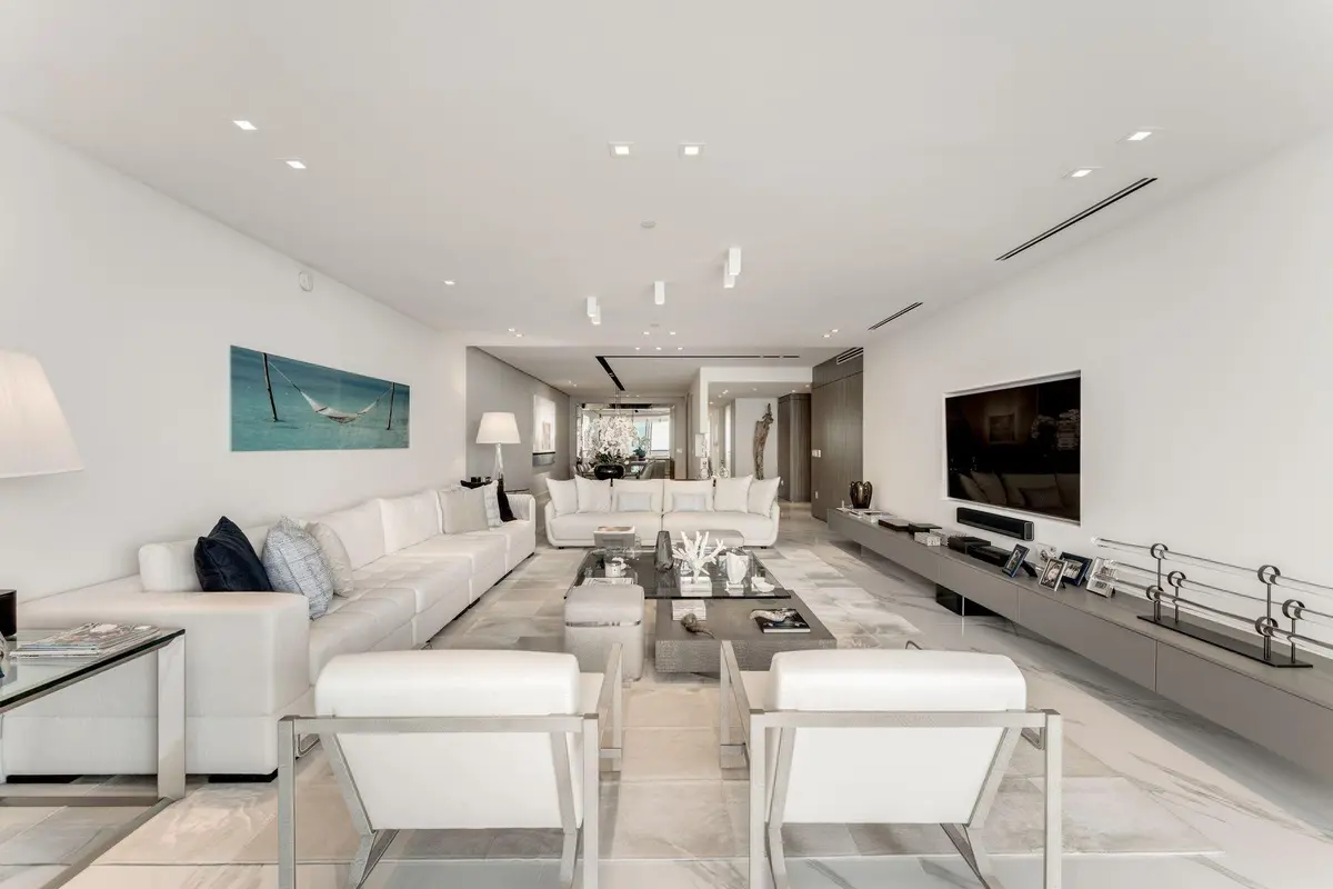 04_10201 Collins Ave_1oakstudio_06 at 10201 Collins Avenue 1803, Bal Harbour