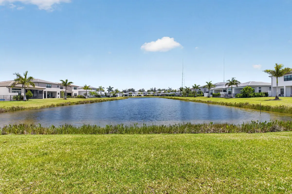 lake view at 20364 Whistling Straits Way, Boca Raton