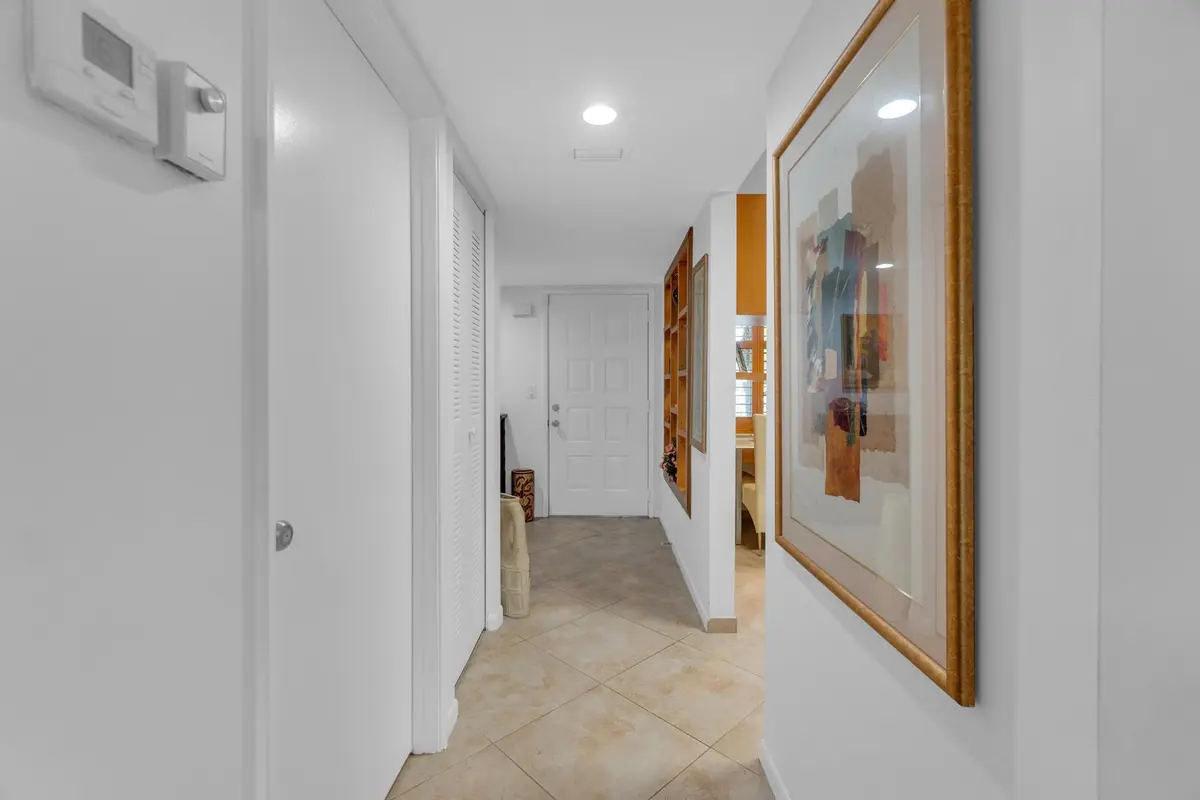 7351 Kinghurst Drive 108, Delray Beach, FL – photo 8