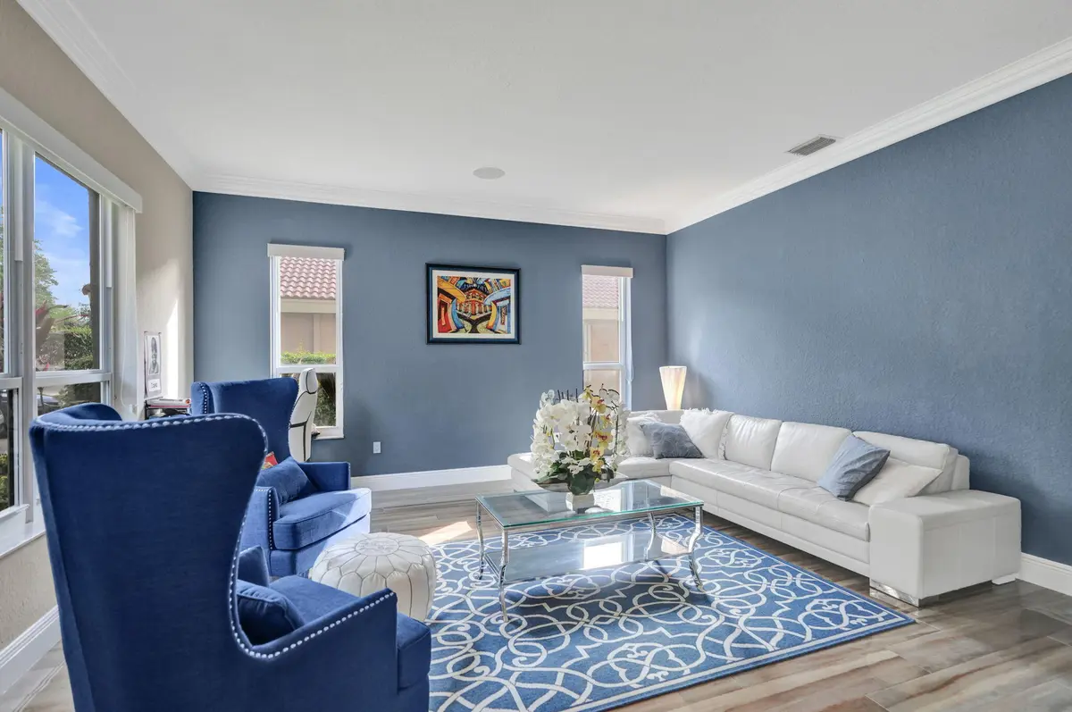 9-web-or-mls-DSC04953 at 6820 NW 73rd Street, Parkland
